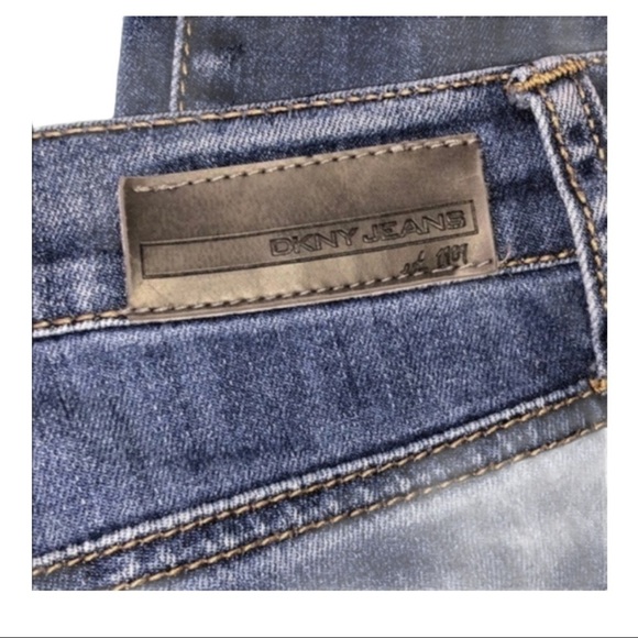 DKNY JEANS Cropped Distressed Raw Hem Jeans Size 6 x 30 - Picture 8 of 8